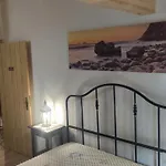 Casa Resineiro Com Garagem E Terraco