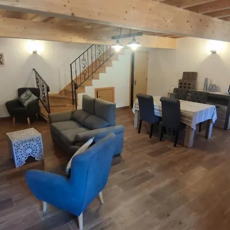 Casa Resineiro Com Garagem E Terraco בית נופש Proença-a-Nova