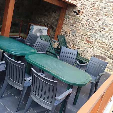 Casa Resineiro Com Garagem E Terraco Proença-a-Nova