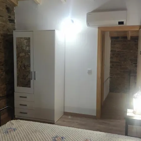 Casa Resineiro Com Garagem E Terraco