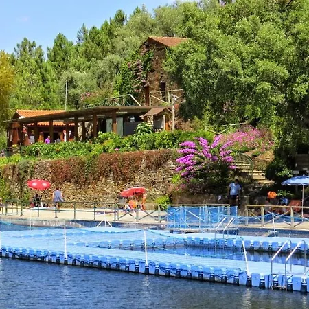 Casa Resineiro Com Piscina, Garagem E Terraco * Proença-a-Nova
