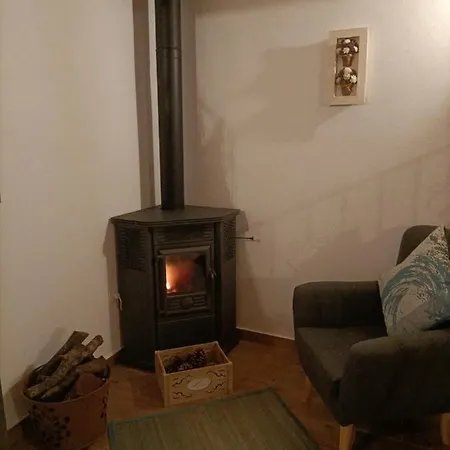 Casa de Férias Casa Resineiro Com Garagem E Terraco