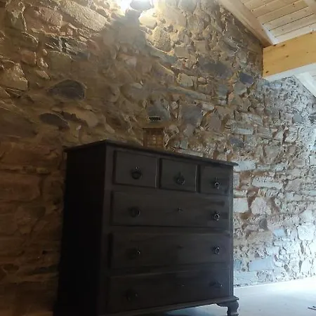 Casa Resineiro Com Garagem E Terraco