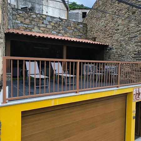 Casa Resineiro Com Piscina, Garagem E Terraco 別荘 *