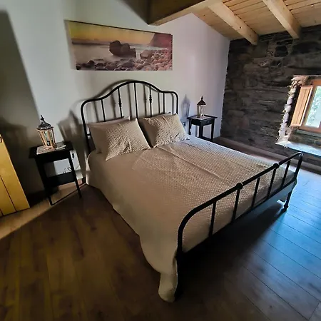 Ferienhaus Casa Resineiro Com Piscina, Garagem E Terraco