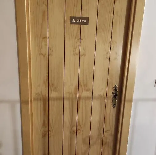 Casa Resineiro Com Garagem E Terraco