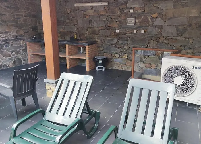 Casa Resineiro Com Garagem E Terraco * Proença-a-Nova