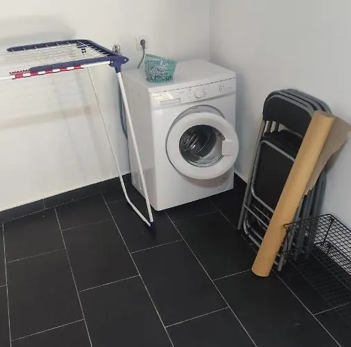 Casa Resineiro Com Garagem E Terraco Hébergement de vacances Proença-a-Nova