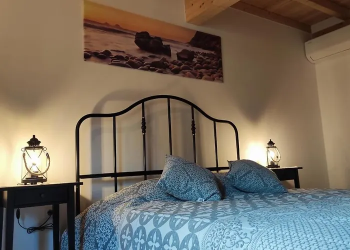 Casa Resineiro Com Garagem E Terraco Hébergement de vacances Proença-a-Nova