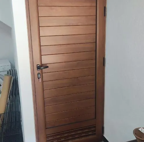 Casa Resineiro Com Garagem E Terraco Hébergement de vacances