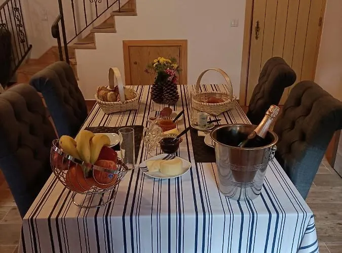 Casa Resineiro Com Garagem E Terraco *