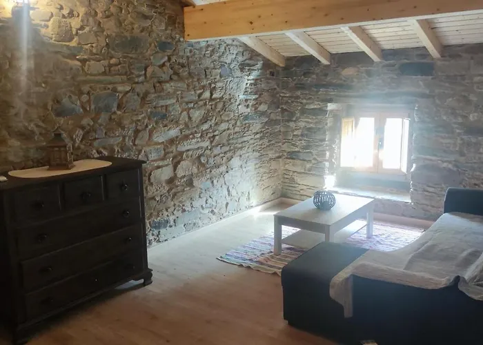 Casa Resineiro Com Garagem E Terraco *