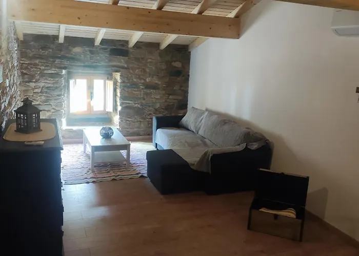 Casa Resineiro Com Garagem E Terraco Hébergement de vacances *