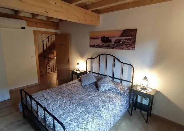 Casa Resineiro Com Garagem E Terraco Hébergement de vacances *