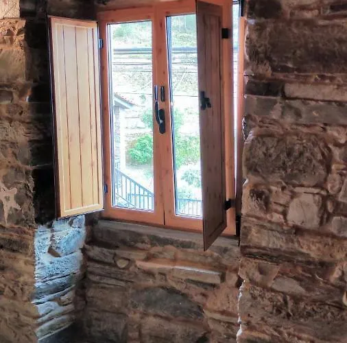 Casa Resineiro Com Garagem E Terraco Vakantiehuis Proença-a-Nova