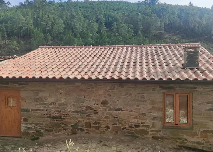 Casa Resineiro Com Garagem E Terraco Proença-a-Nova